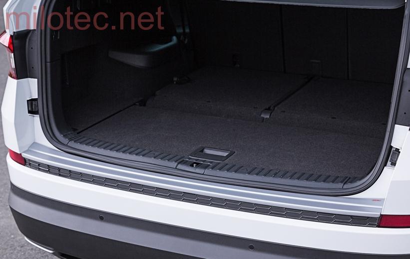 Práh pátých dveří s krátkou hranou, stříbrný matný - Škoda Kodiaq