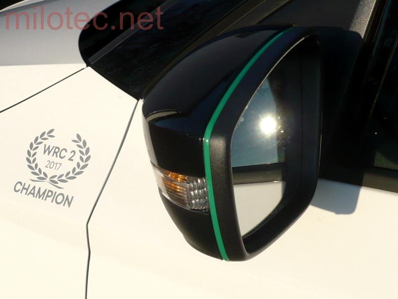 Design lišta zpětných zrcátek, zelená - Škoda Octavia II. Facelift