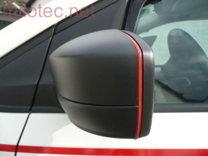 Design lišta zpětných zrcátek, červená - Škoda Octavia II. Facelift