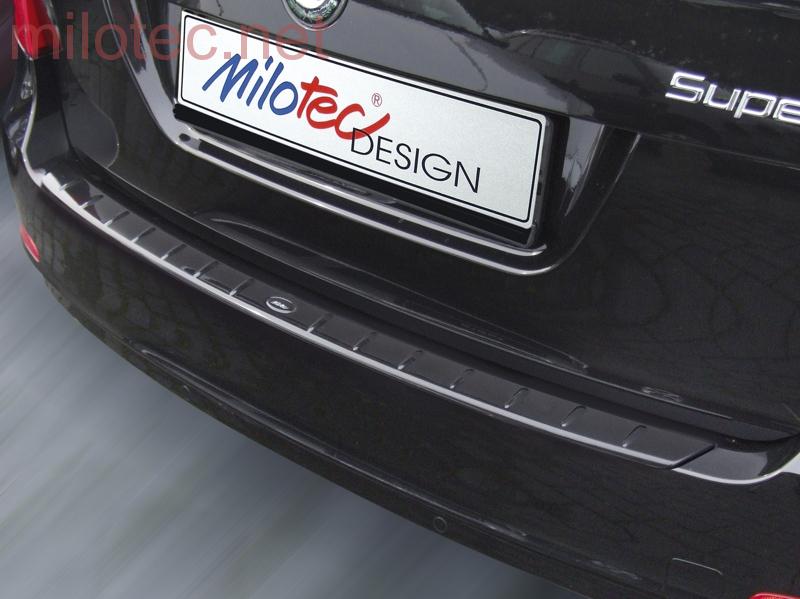 Práh pátých dveří s výstupky, černá metalíza - Škoda Superb II. Combi