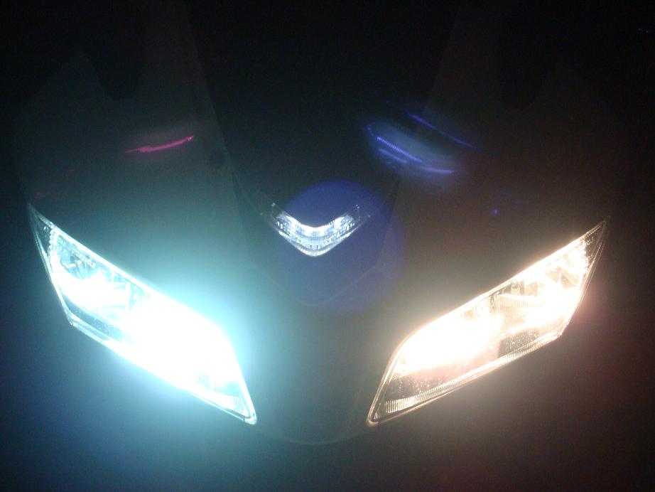AKCE - XENONY MOTO HID H1 10.000K - přestavbová motocyklová sada 12V + DÁREK