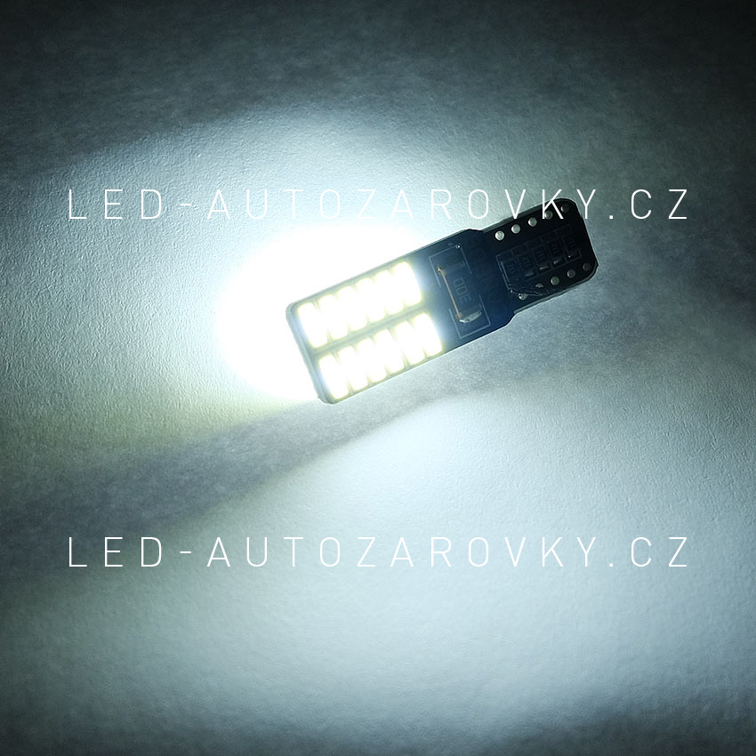 CAN-BUS bílá parkovací žárovka T10 (W5W) - plochá - 24xSMD, 1ks