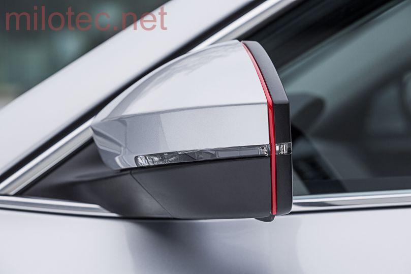 Design lišta zpětných zrcátek, červená - Škoda Rapid