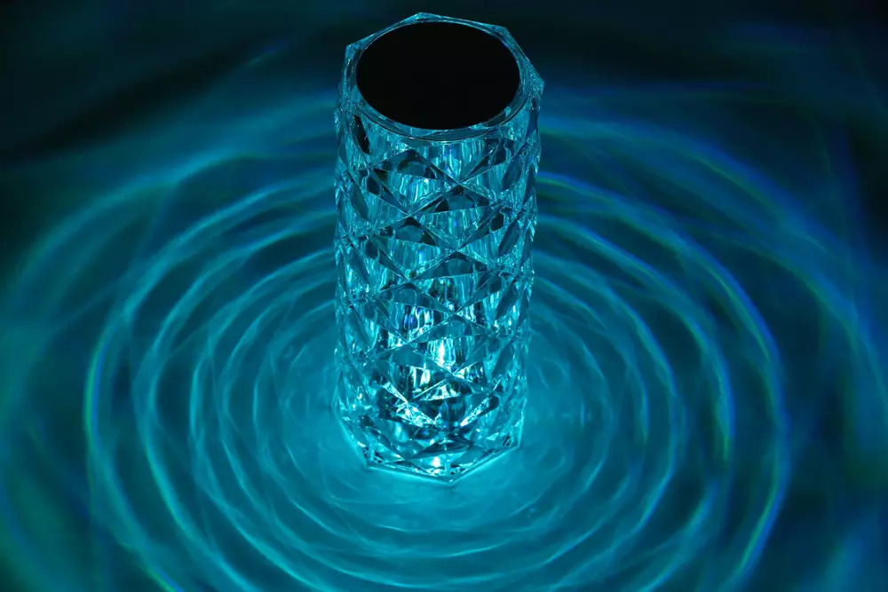 Křišťálová LED stolní lampa, vzor růže, 16 RGB barev, dotykový panel, dálkové ovládání, USB-C kabel, 2000mAh baterie
