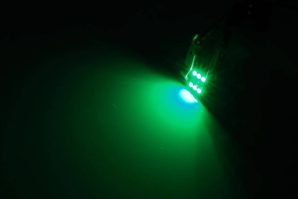 Sufitka LED RGB 39mm 6 SMD s dálkovým ovladačem, 2ks