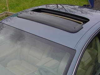 Větrná clona střešního okna - Škoda Fabia II. Limousine/Combi